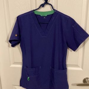 Cart hart scrubs XS